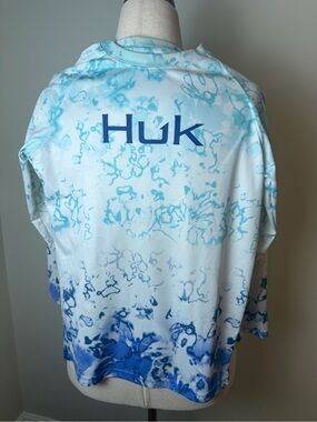 Huk Boys Medium Performance Fishing Shirt - Blue White Marble Print